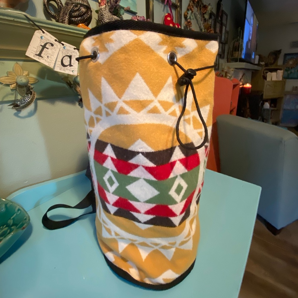 One strap backpack
